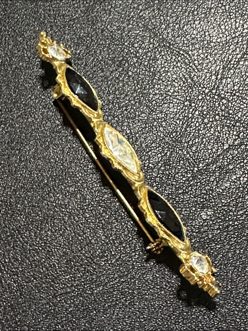 Gold Tone Rhinestone Bar Brooch Pin - Picture 6 of 12